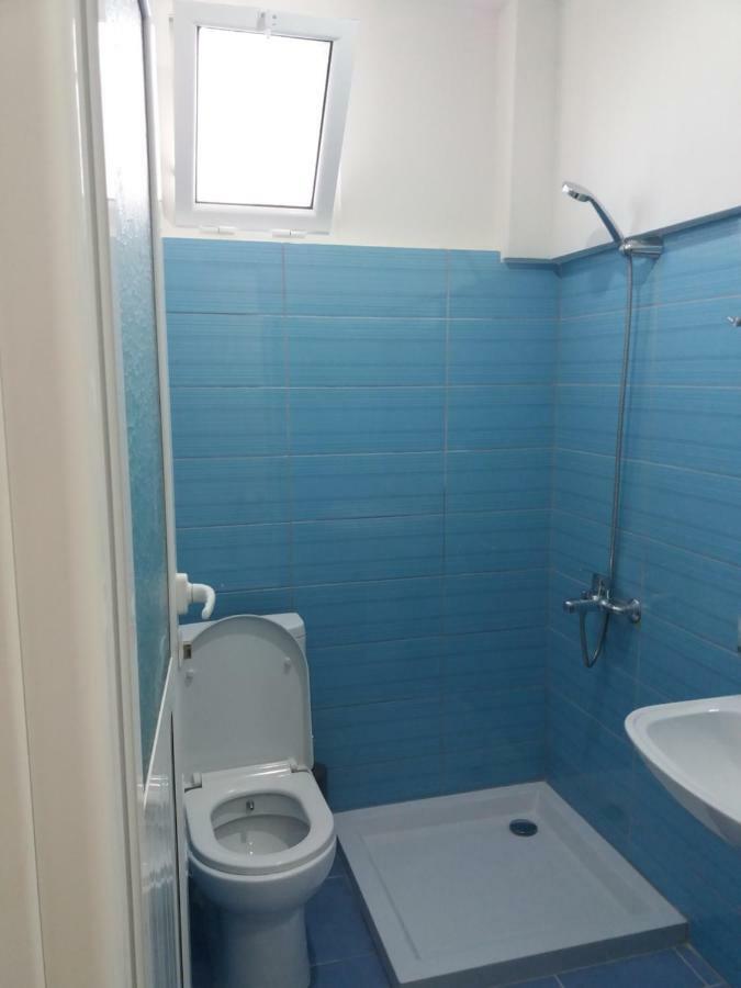Qeparo Antonio Rooms Exteriör bild
